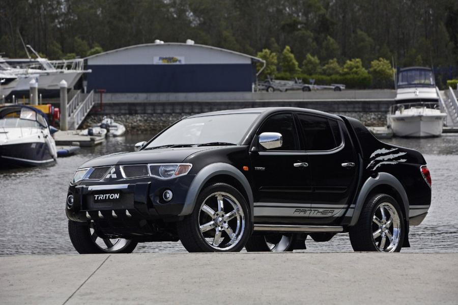  Mitsubishi Panther Concepts 2008 года  (фото 15 из 22)